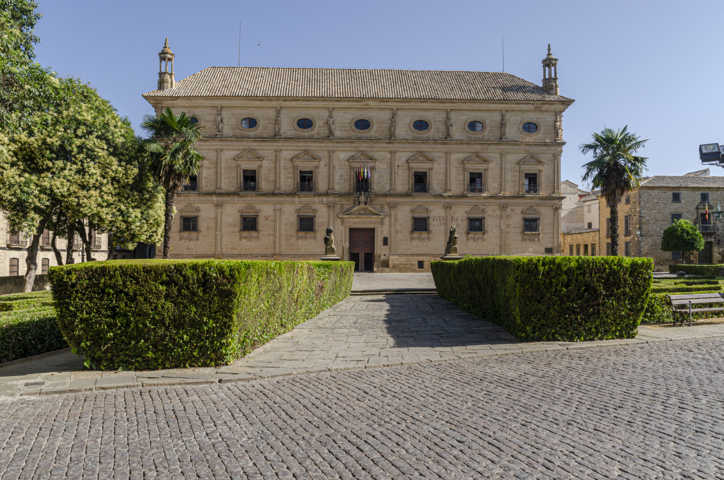 Jaén - Úbeda 007 - palacio Vázquez de Molina.jpg